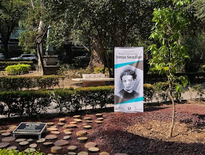 Árbol de Homenaje a Irena Sendler